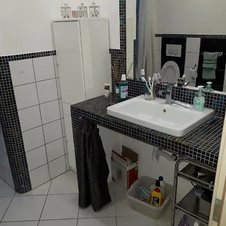 7 Via Ulisse Dini Apartment *