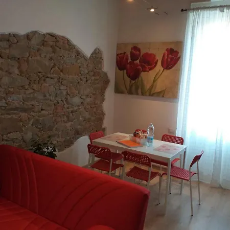 7 Via Ulisse Dini * Piombino